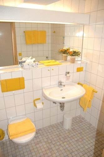 Hotel Pfaelzer Hof, Zum Schokoladengiesser Rodalben Exteriér fotografie
